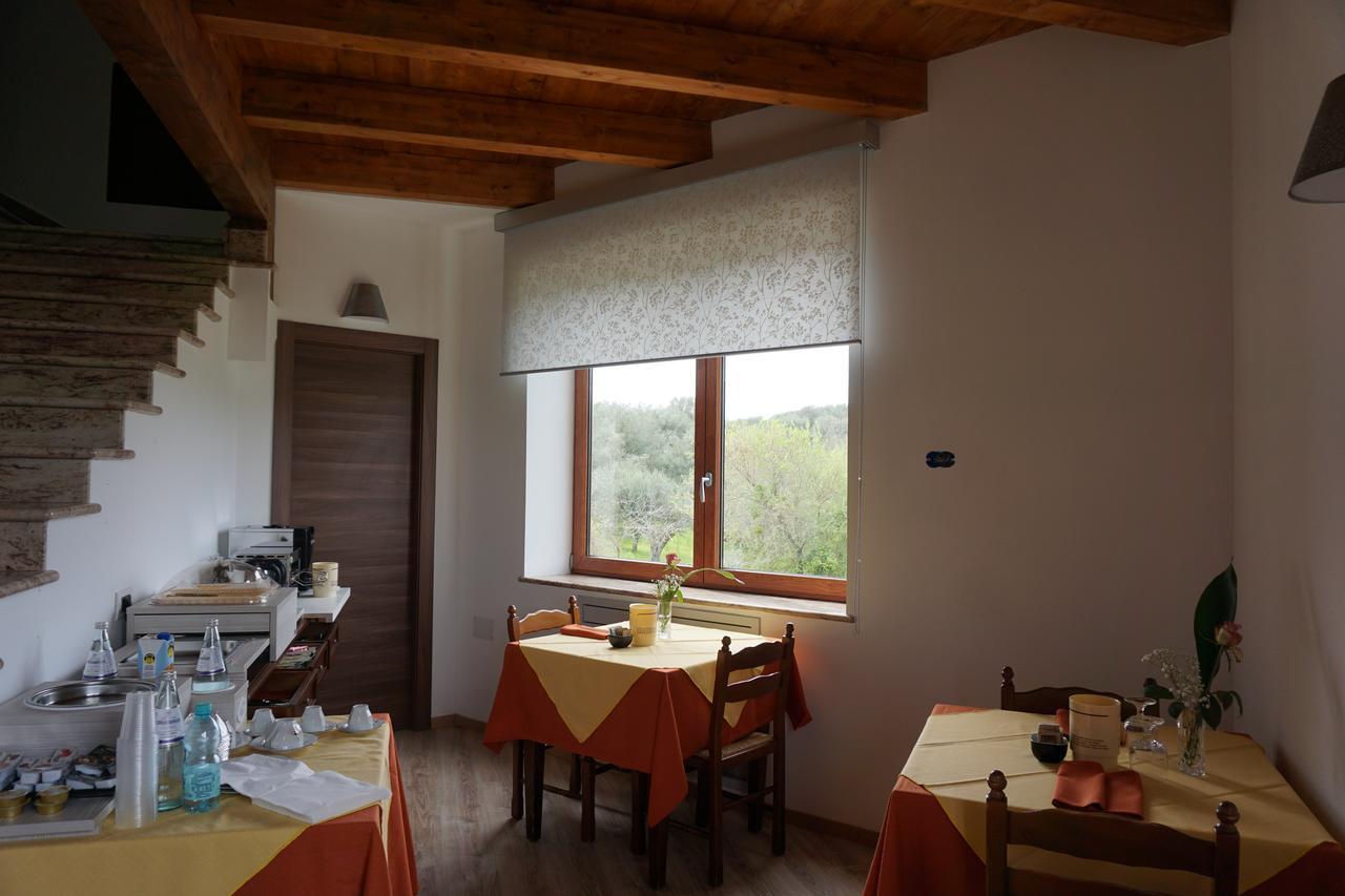 San Pietro Bed and Breakfast Mileto Eksteriør billede