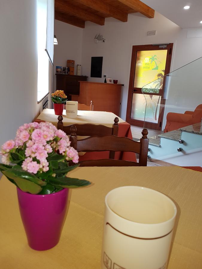 San Pietro Bed and Breakfast Mileto Eksteriør billede